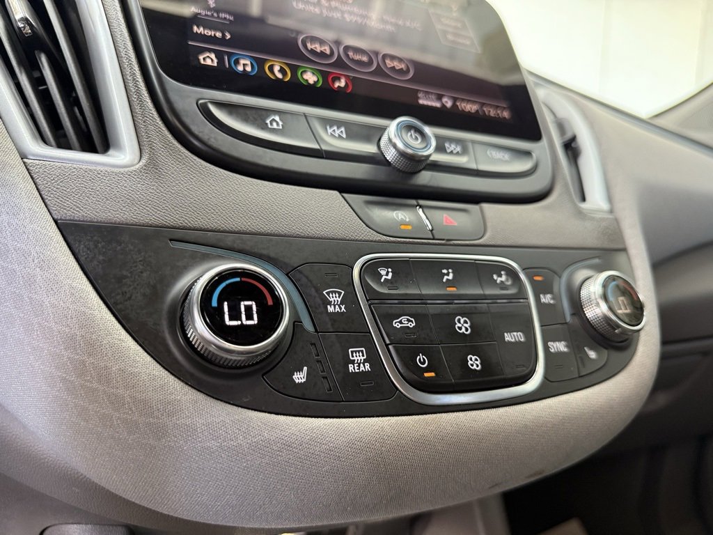 Used 2024 Chevrolet Malibu LT image 26