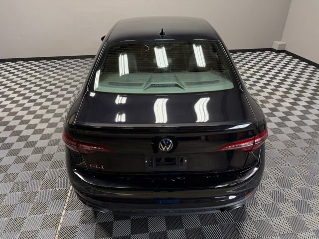Used 2024 Volkswagen Jetta GLI Autobahn image 11