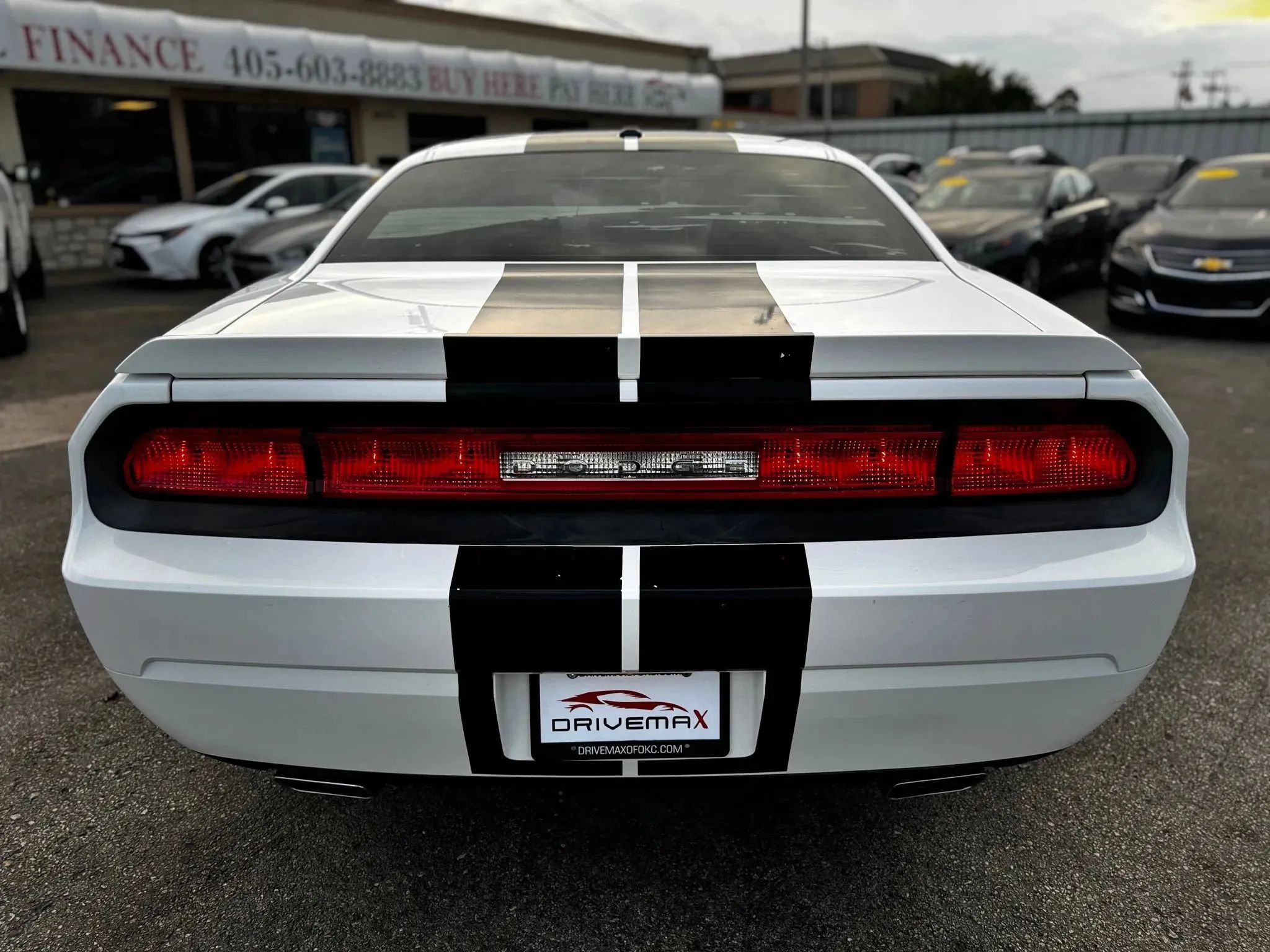 Used 2012 Dodge Challenger SXT Plus RWD image 8