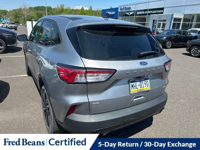Used 2022 Ford Escape SE w/ SE Sport Appearance Package AWD/4WD image 7