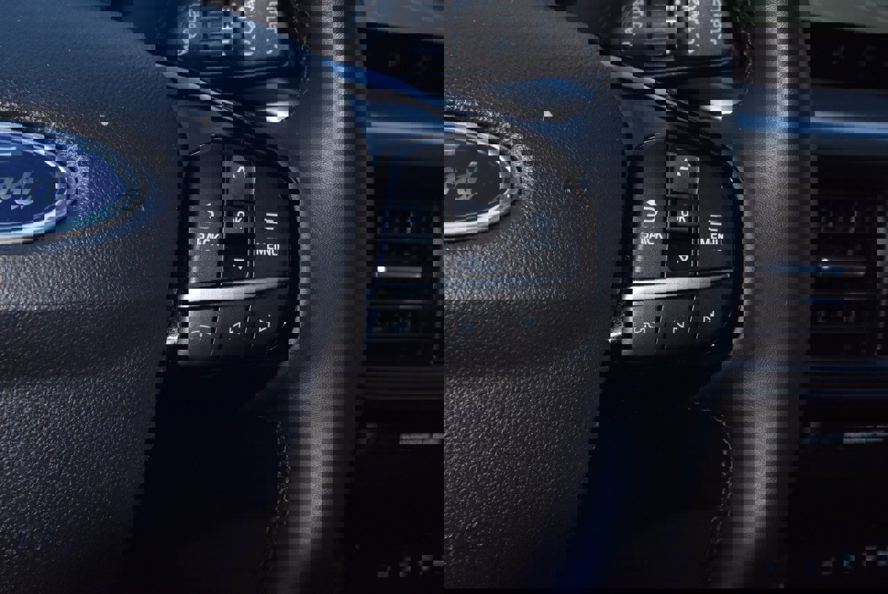 Used 2024 Ford Escape SE image 24