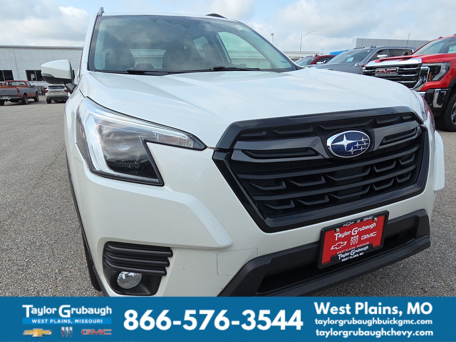 Used 2023 Subaru Forester Limited AWD/4WD image 11