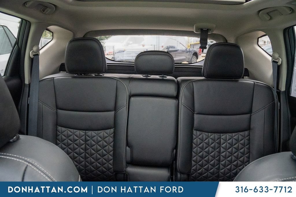 Used 2020 Nissan Murano Platinum w/ Cargo Package FWD image 22