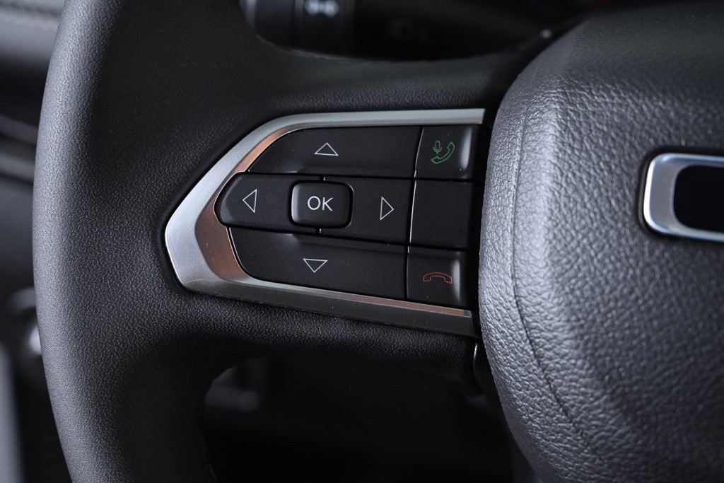 Used 2022 Jeep Compass Latitude FWD image 13