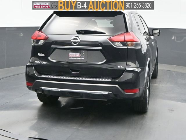 Used 2017 Nissan Rogue SL image 5