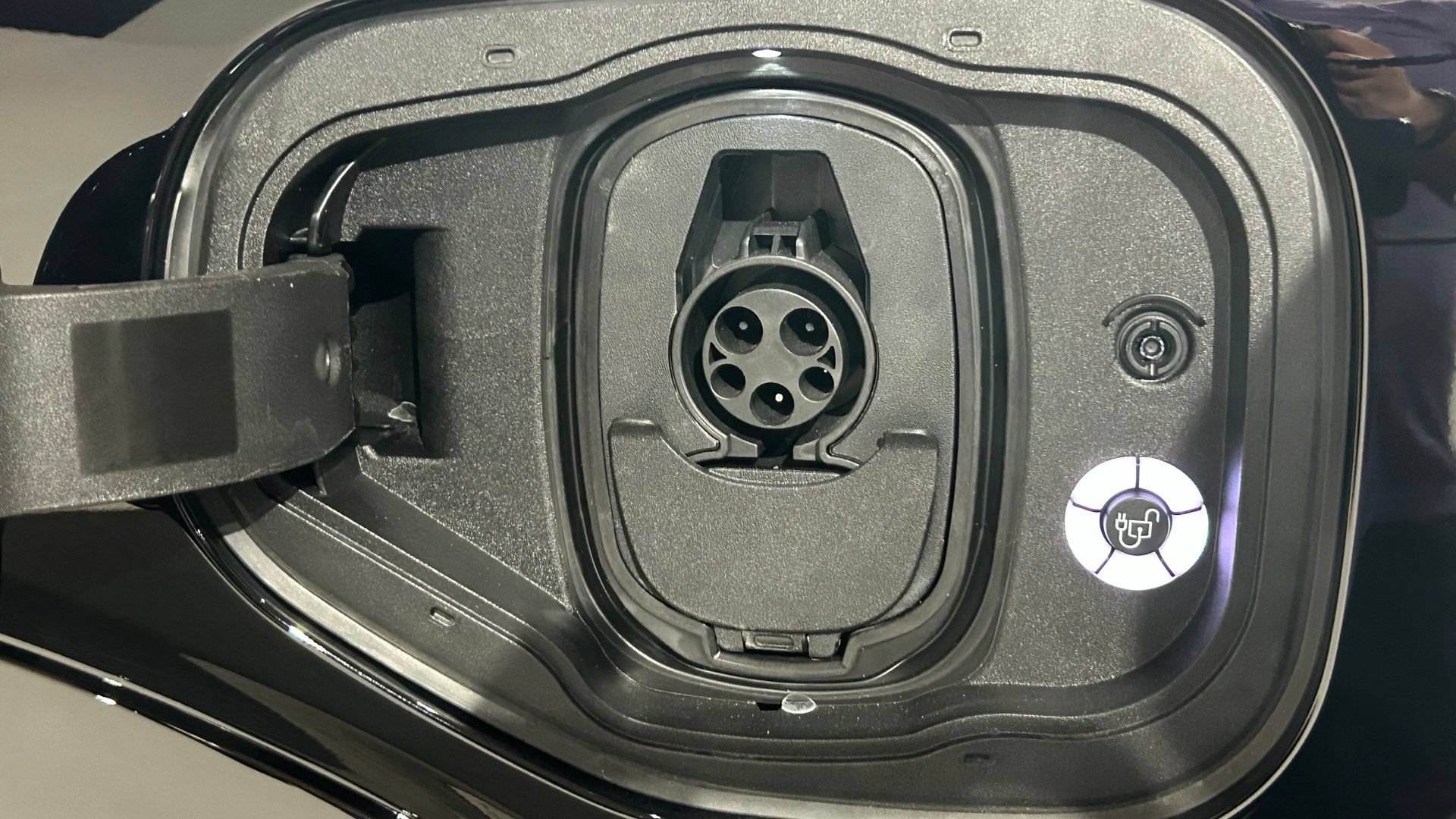 New 2026 Ford Mustang Mach-E Premium AWD/4WD image 40