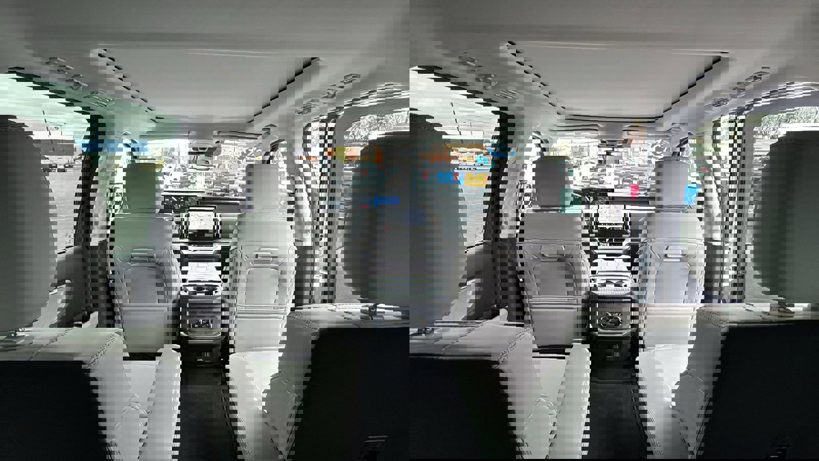 New 2026 Ford Expedition Active image 48