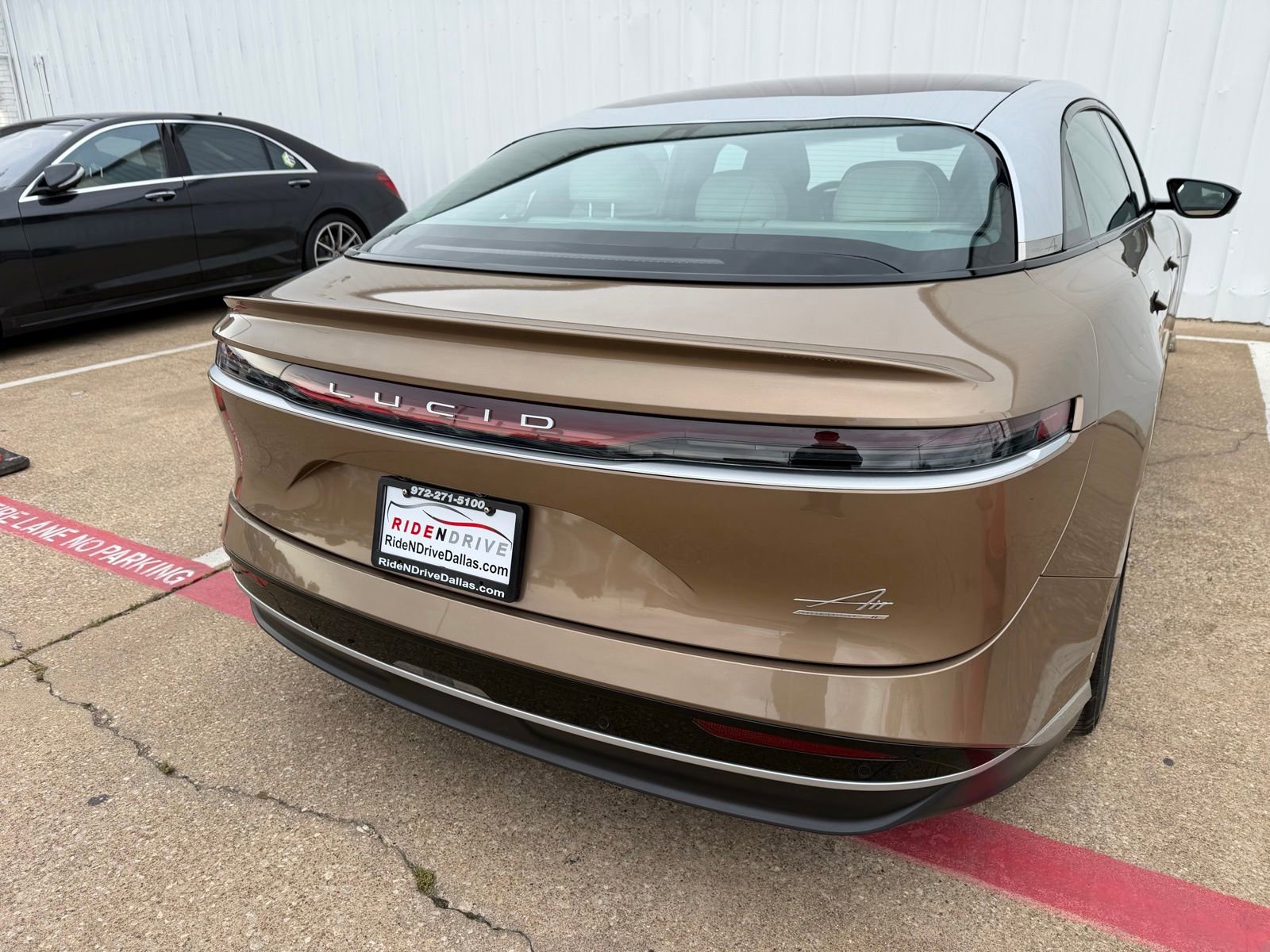 Used 2022 Lucid Air Dream Edition AWD/4WD image 4