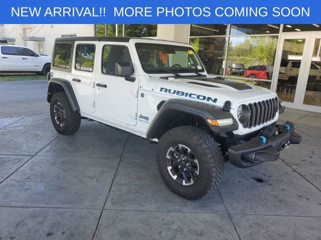 Used 2024 Jeep Wrangler Unlimited Rubicon 4xe w/ Capability Package image 8
