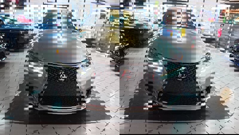 Used 2015 Lexus IS 350 image 3
