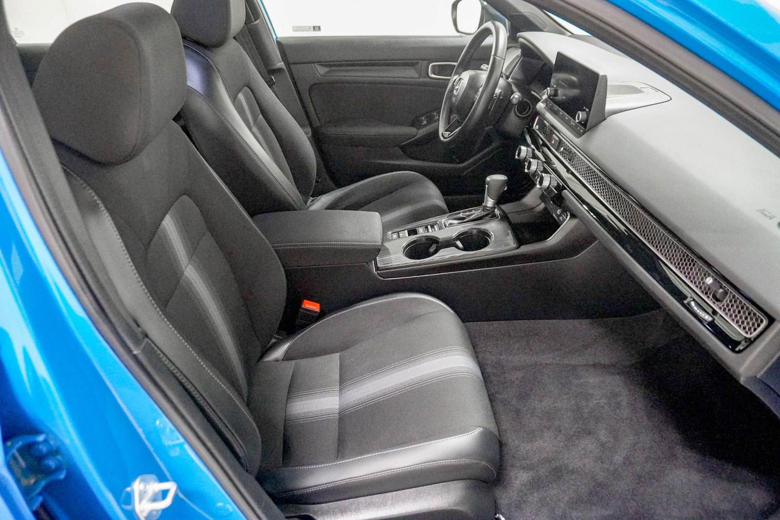 Used 2024 Honda Civic Sport image 30