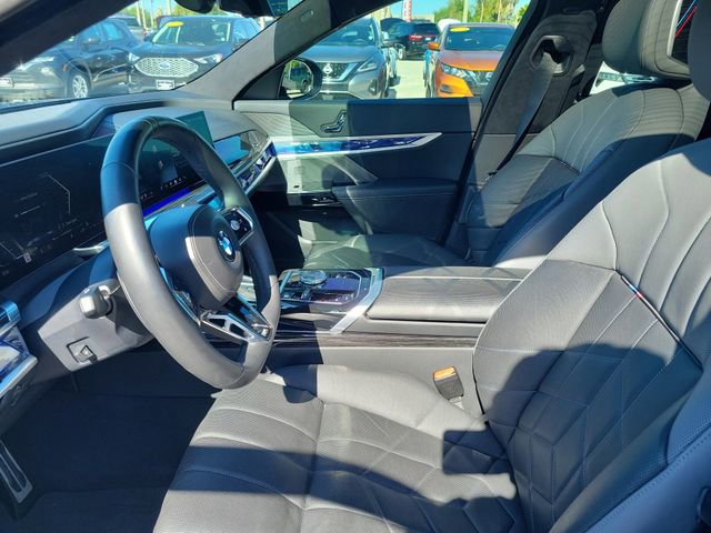 Used 2024 BMW 760i xDrive w/ Executive Package image 20
