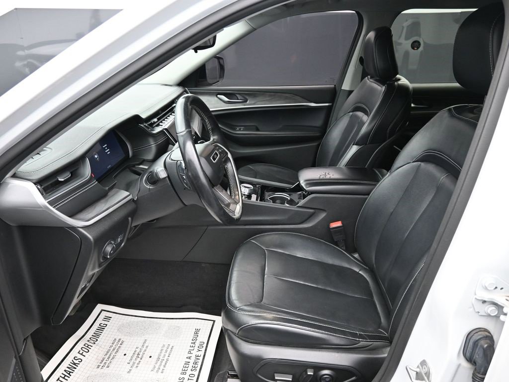 Used 2021 Jeep Grand Cherokee L Limited image 11