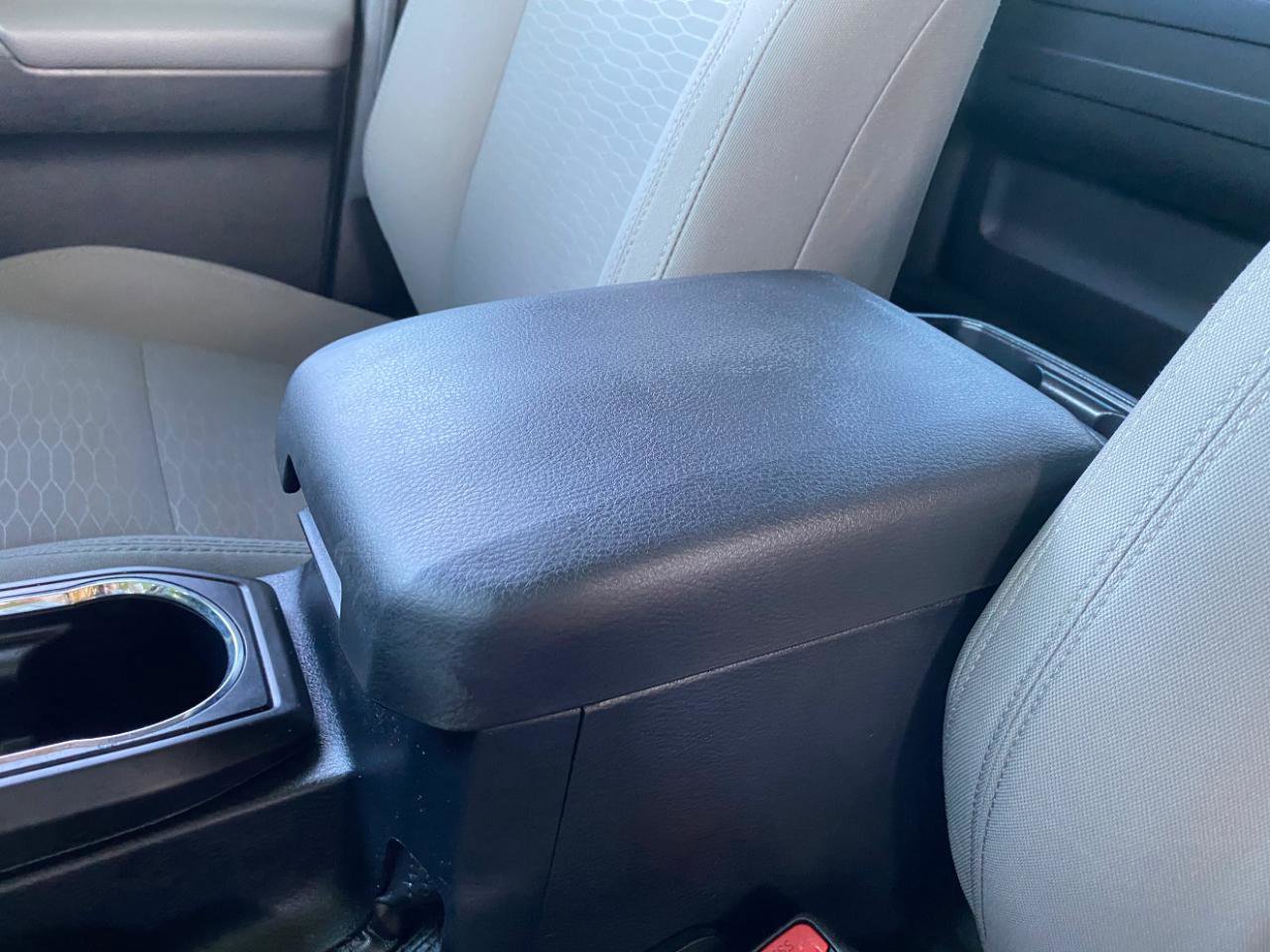 Used 2018 Toyota Tacoma SR RWD image 46