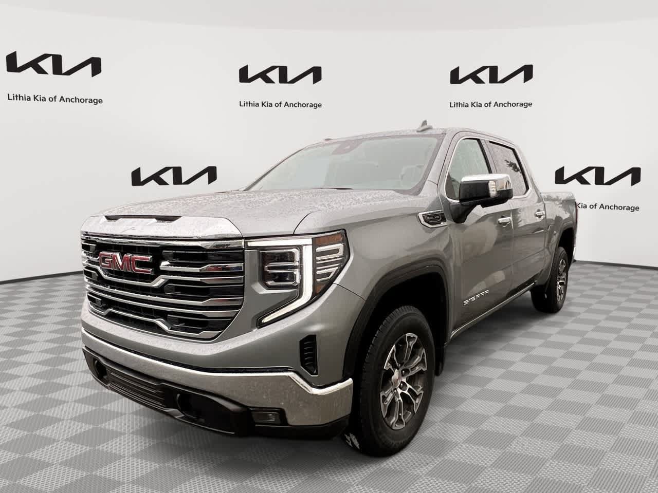Used 2025 GMC Sierra 1500 SLT
