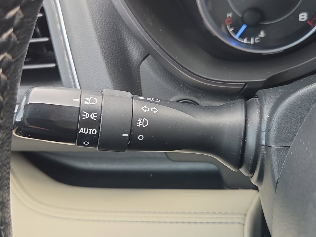 Used 2021 Subaru Ascent Limited w/ Technology Package AWD/4WD image 35