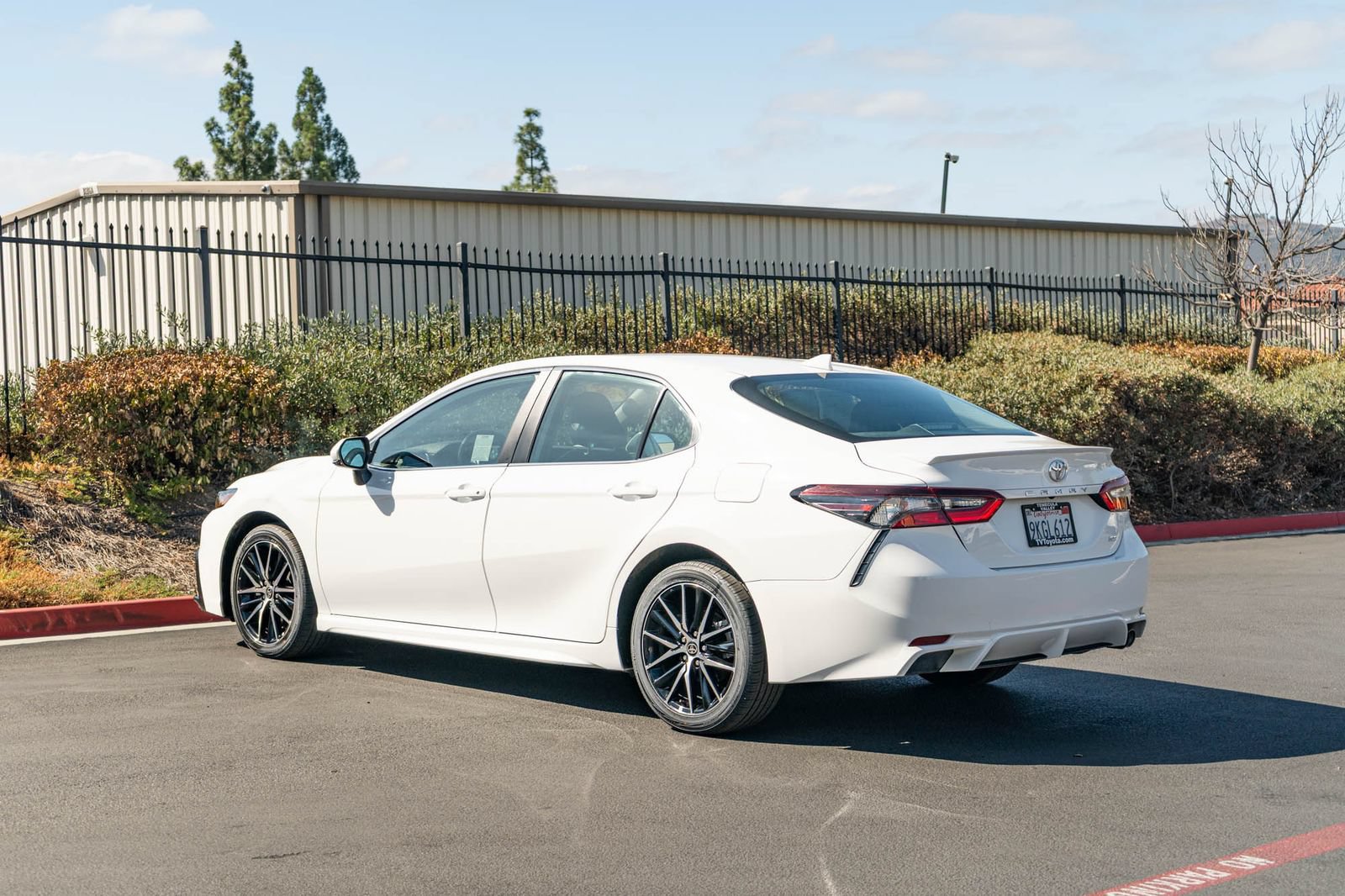 Certified 2024 Toyota Camry SE FWD image 9