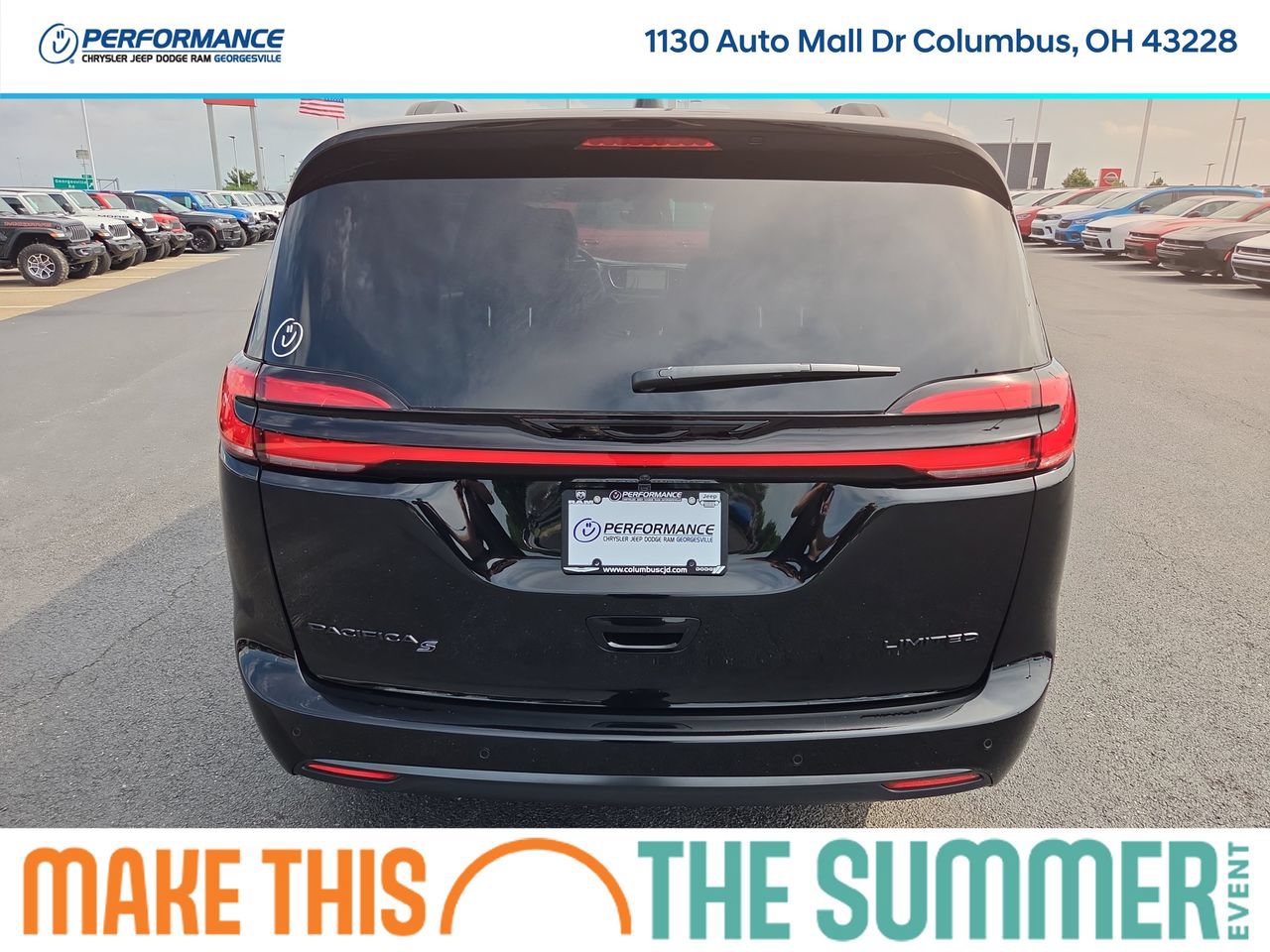 New 2027 Chrysler Pacifica Limited FWD image 6