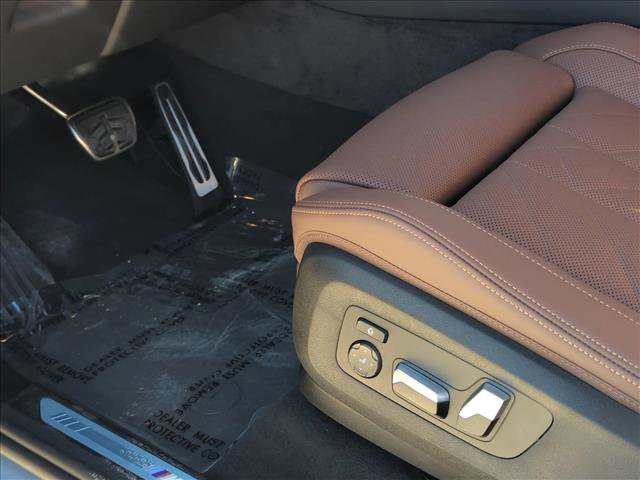 New 2026 BMW X5 xDrive50e w/ M Sport Package image 4