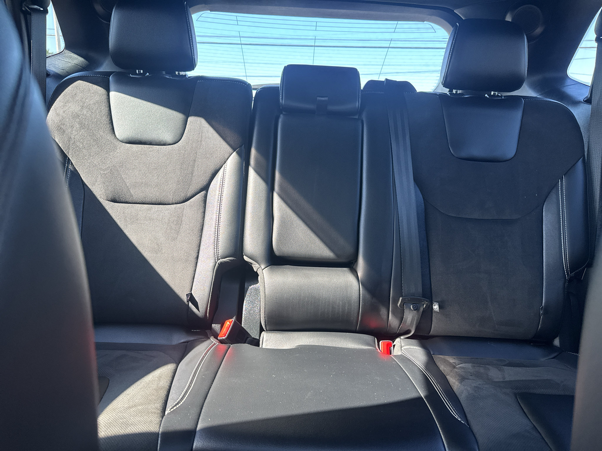 Used 2022 Ford Edge ST w/ Equipment Group 401A AWD/4WD image 21