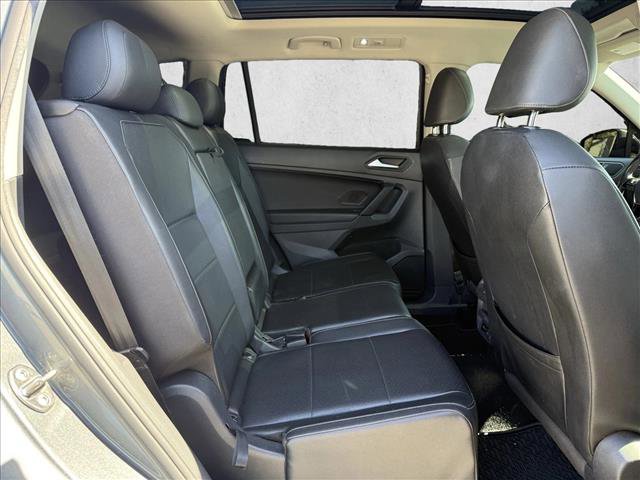 Used 2019 Volkswagen Tiguan SEL FWD image 18