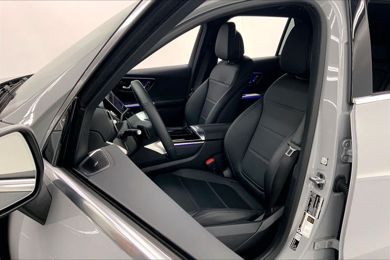 Used 2026 Mercedes-Benz GLC 300 image 21