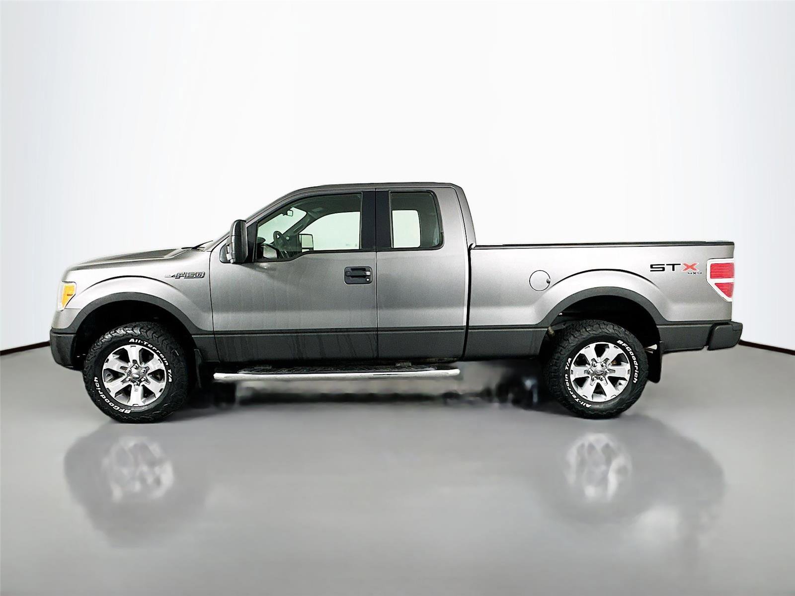 Used 2013 Ford F150 STX w/ Mid Equipment Group AWD/4WD image 7