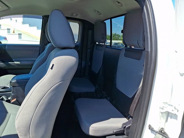 Used 2023 Toyota Tacoma SR w/ SR Convenience Package AWD/4WD image 9