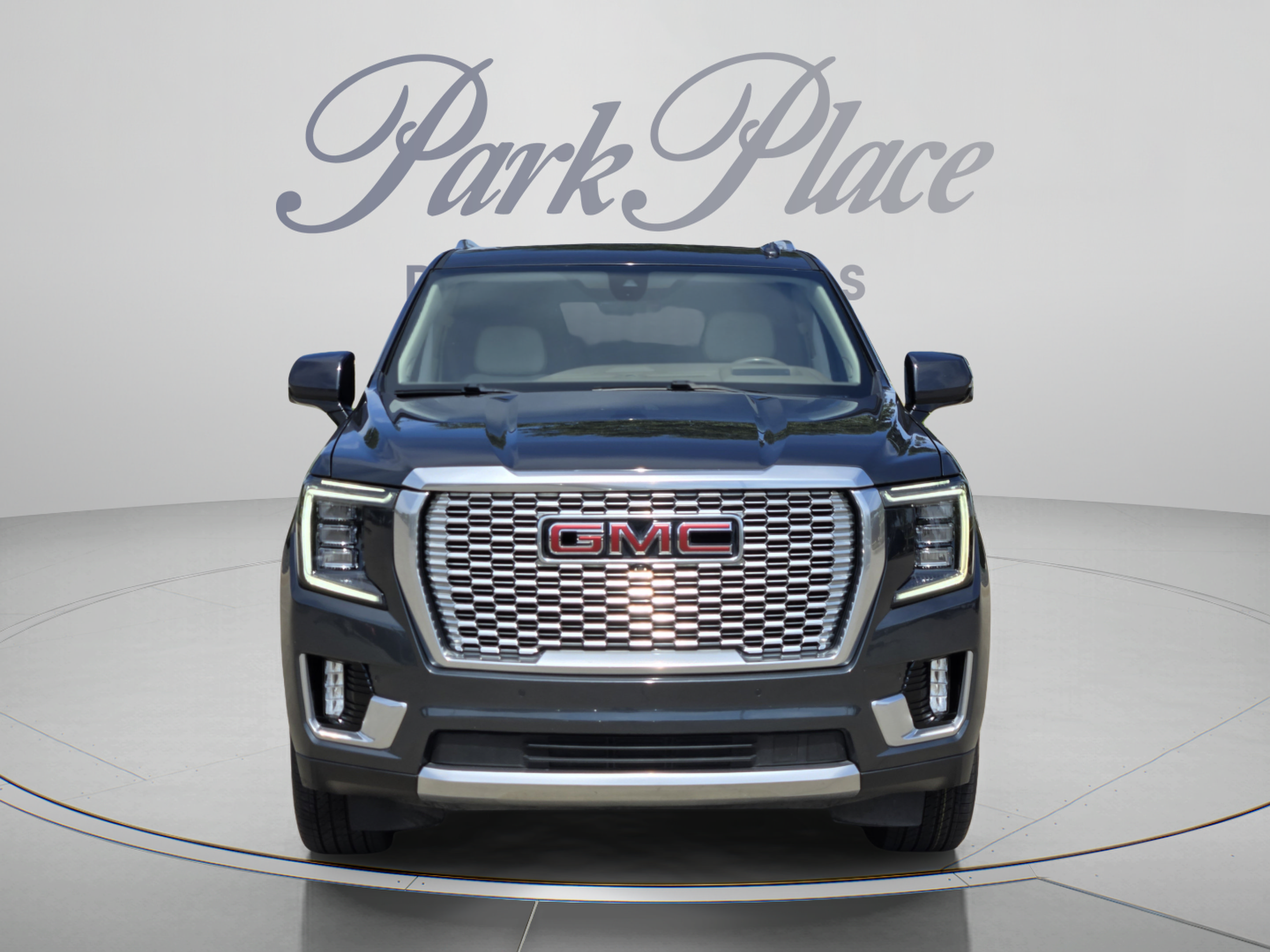 Used 2021 GMC Yukon Denali w/ Denali Ultimate Package AWD/4WD image 8