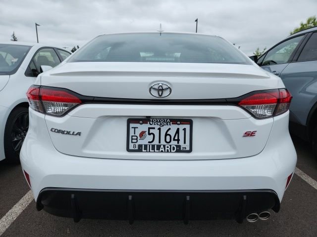 Used 2025 Toyota Corolla SE FWD image 3