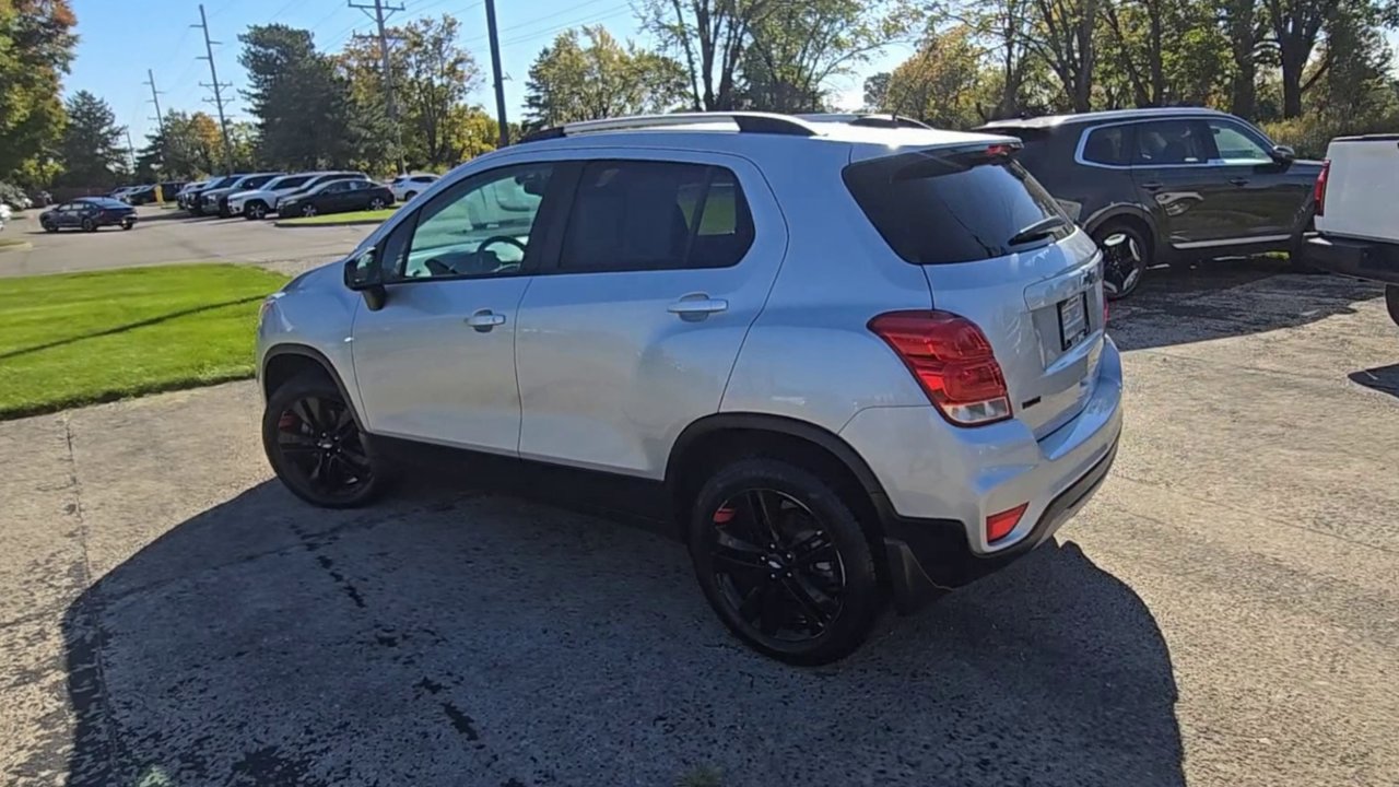 Certified 2021 Chevrolet Trax LT w/ Redline Edition AWD/4WD image 7