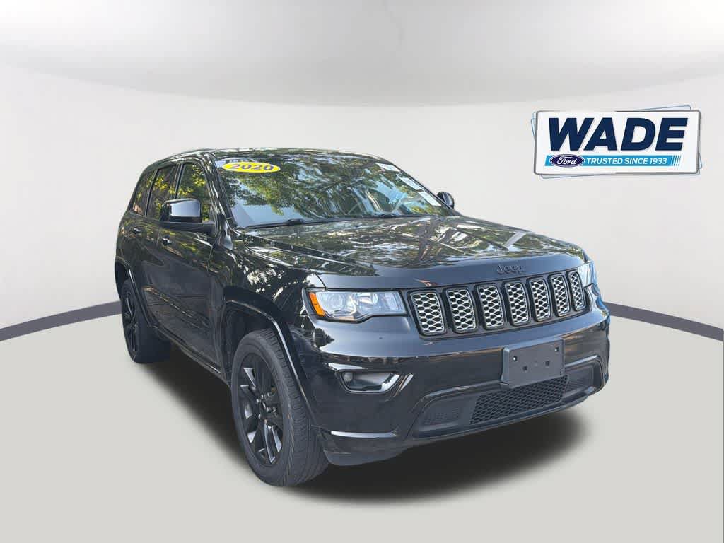 Used 2020 Jeep Grand Cherokee Altitude AWD/4WD image 3