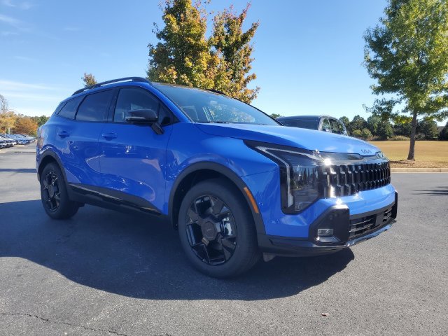 New 2026 Kia Sportage X-Line w/ X-Line Technology Package AWD/4WD image 3