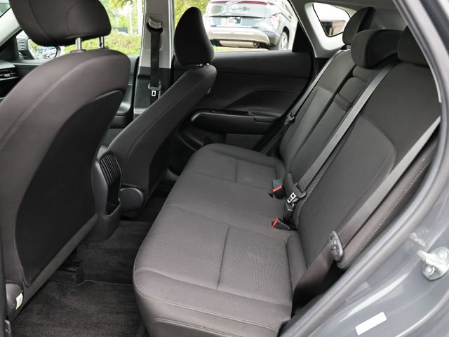 Used 2024 Hyundai Kona SE FWD image 24