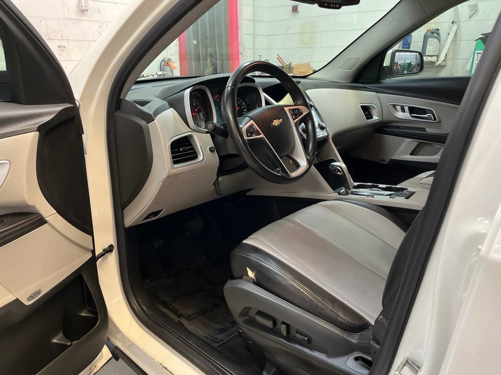 Used 2015 Chevrolet Equinox LT w/ Power Convenience Package FWD image 11