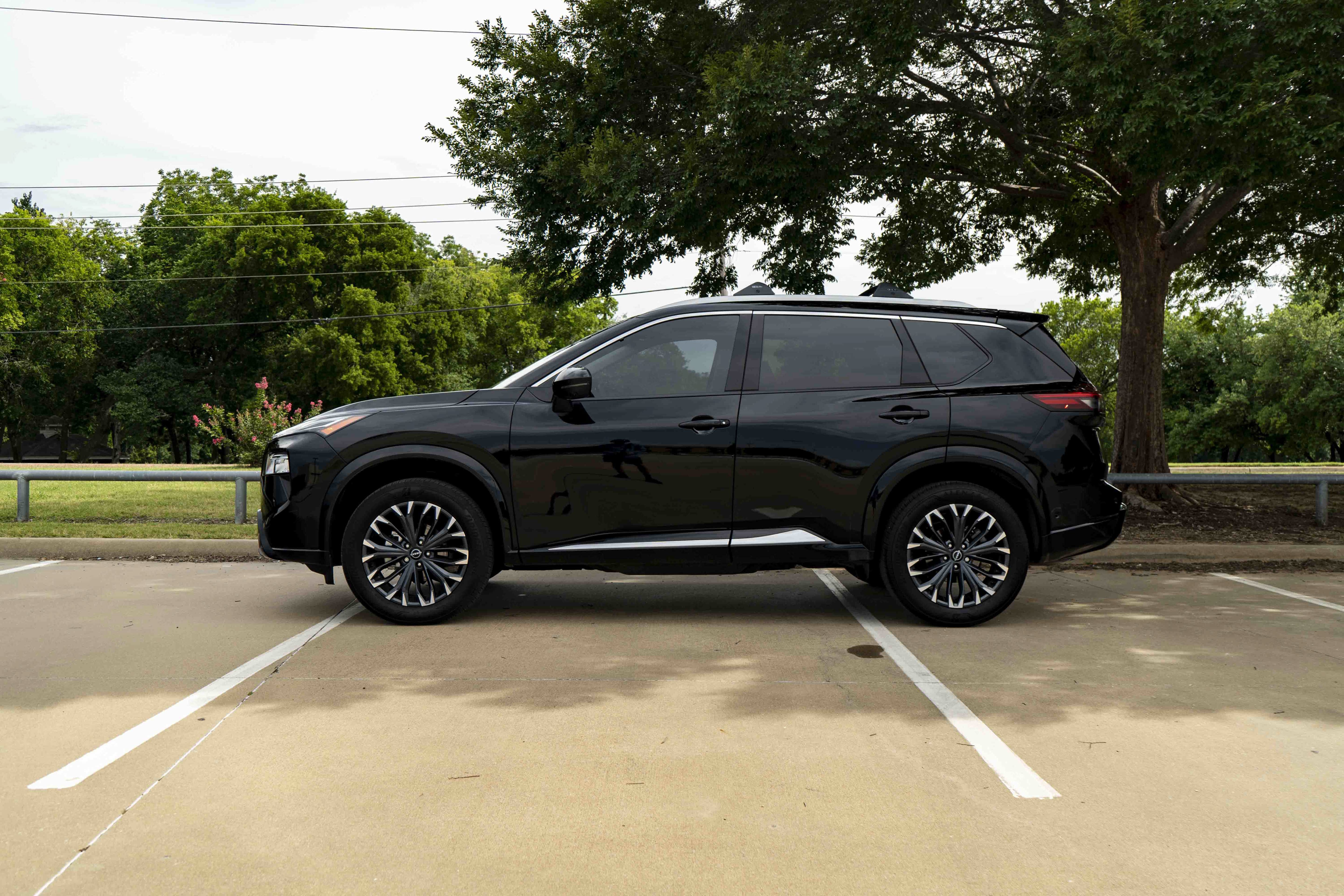 Used 2026 Nissan Rogue Platinum w/ Platinum Premium Package AWD/4WD image 6