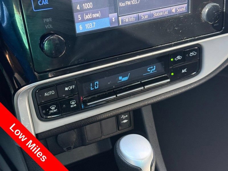 Used 2017 Toyota Corolla LE w/ Carpet Mat Package (TMS) FWD image 28