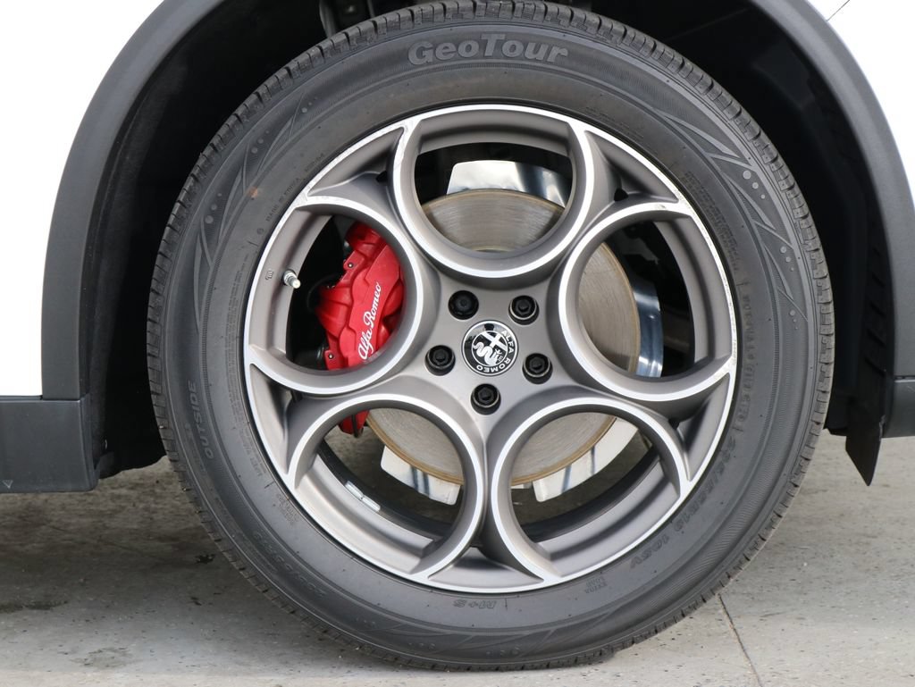 Used 2023 Alfa Romeo Stelvio Sprint AWD/4WD image 52