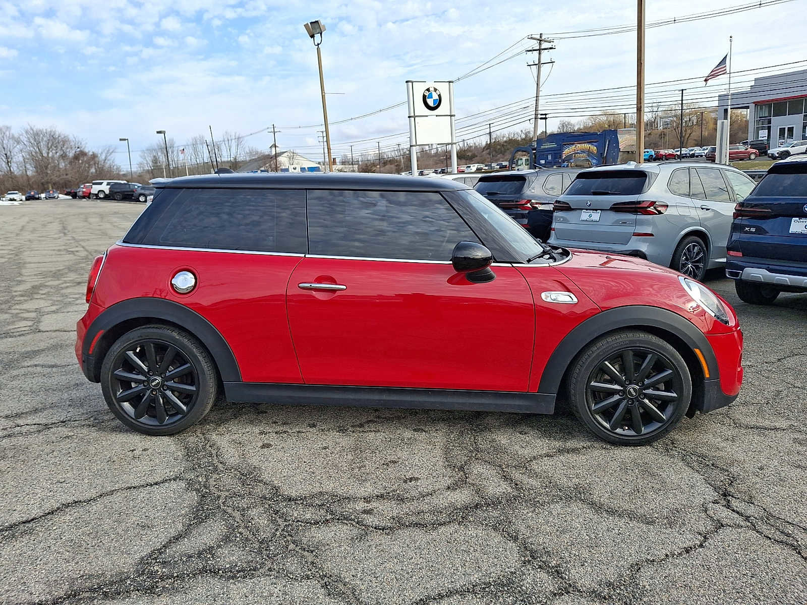 Used 2019 MINI Cooper S w/ Signature Upholstery Package image 7
