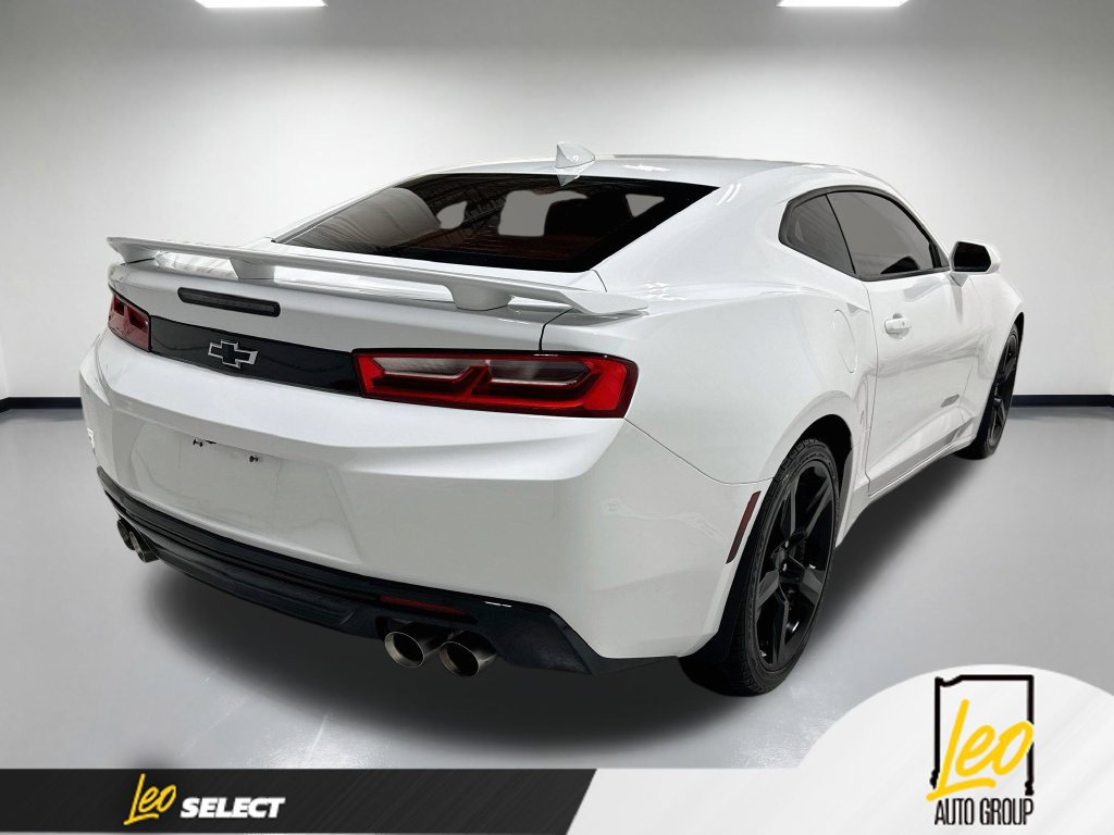 Used 2017 Chevrolet Camaro SS RWD image 8