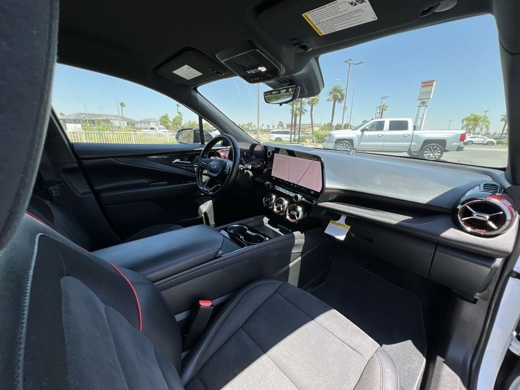 Certified 2024 Chevrolet Blazer EV RS AWD/4WD image 30