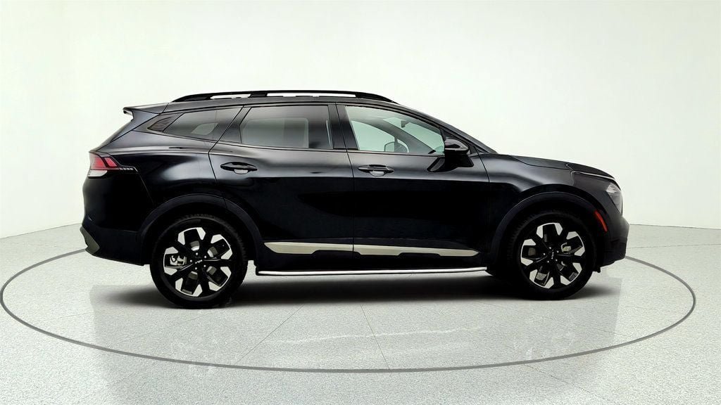 Used 2023 Kia Sportage X-Line w/ X-Line Premium Package AWD/4WD image 4