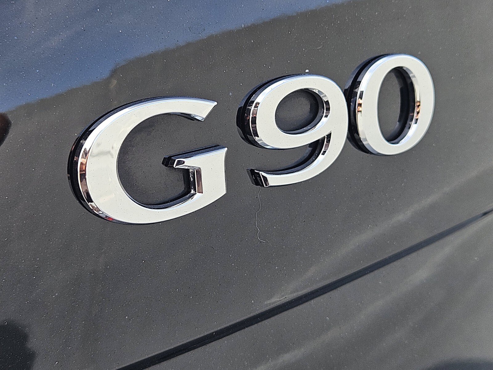 Used 2017 Genesis G90 5.0 Ultimate image 5