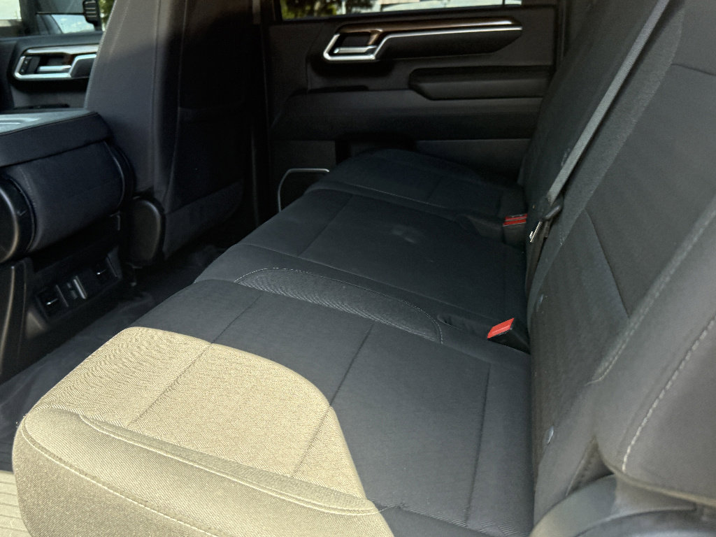 Used 2025 Chevrolet Silverado 2500 LT AWD/4WD image 20