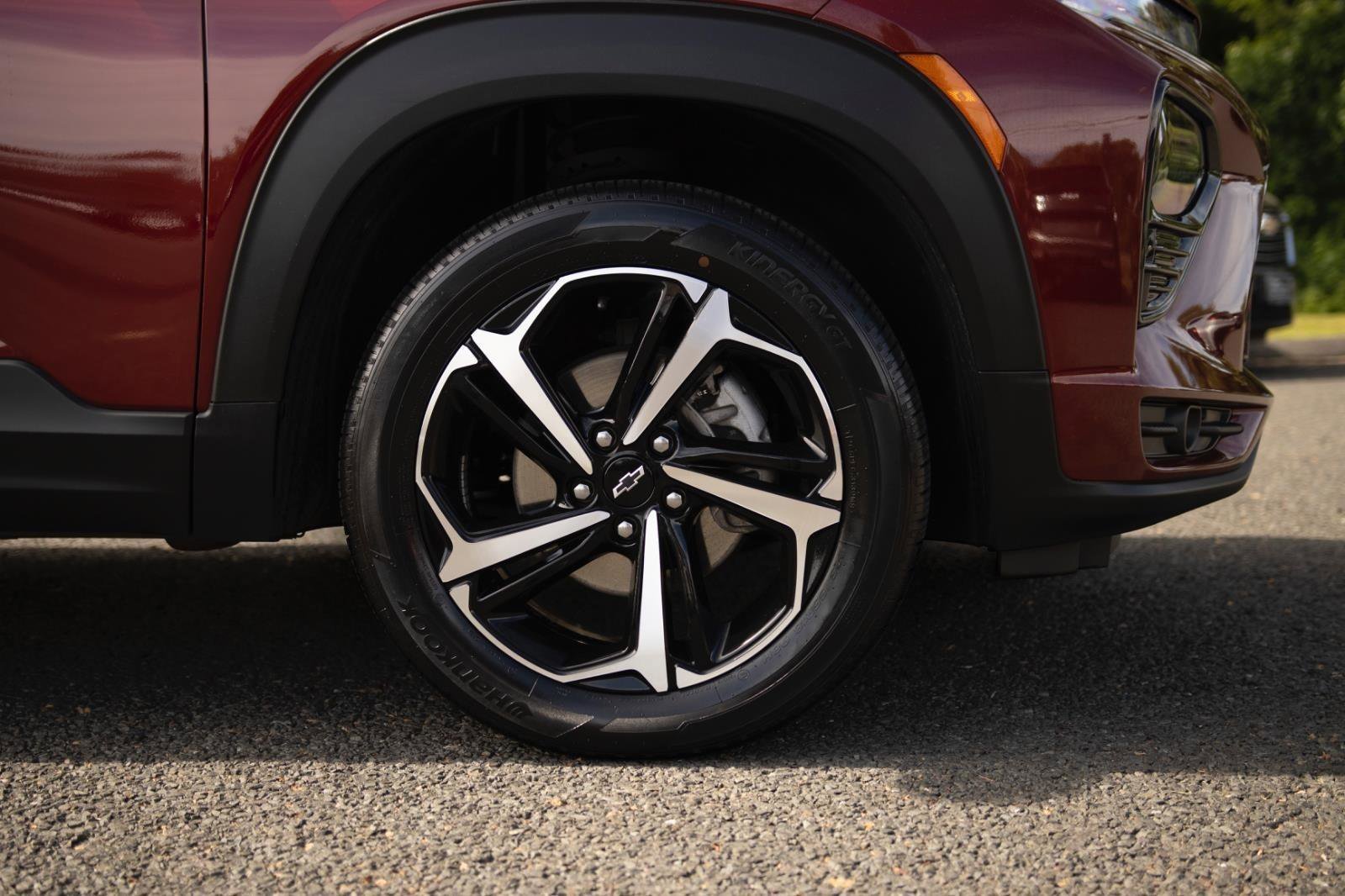Used 2023 Chevrolet TrailBlazer RS w/ Convenience Package AWD/4WD image 25