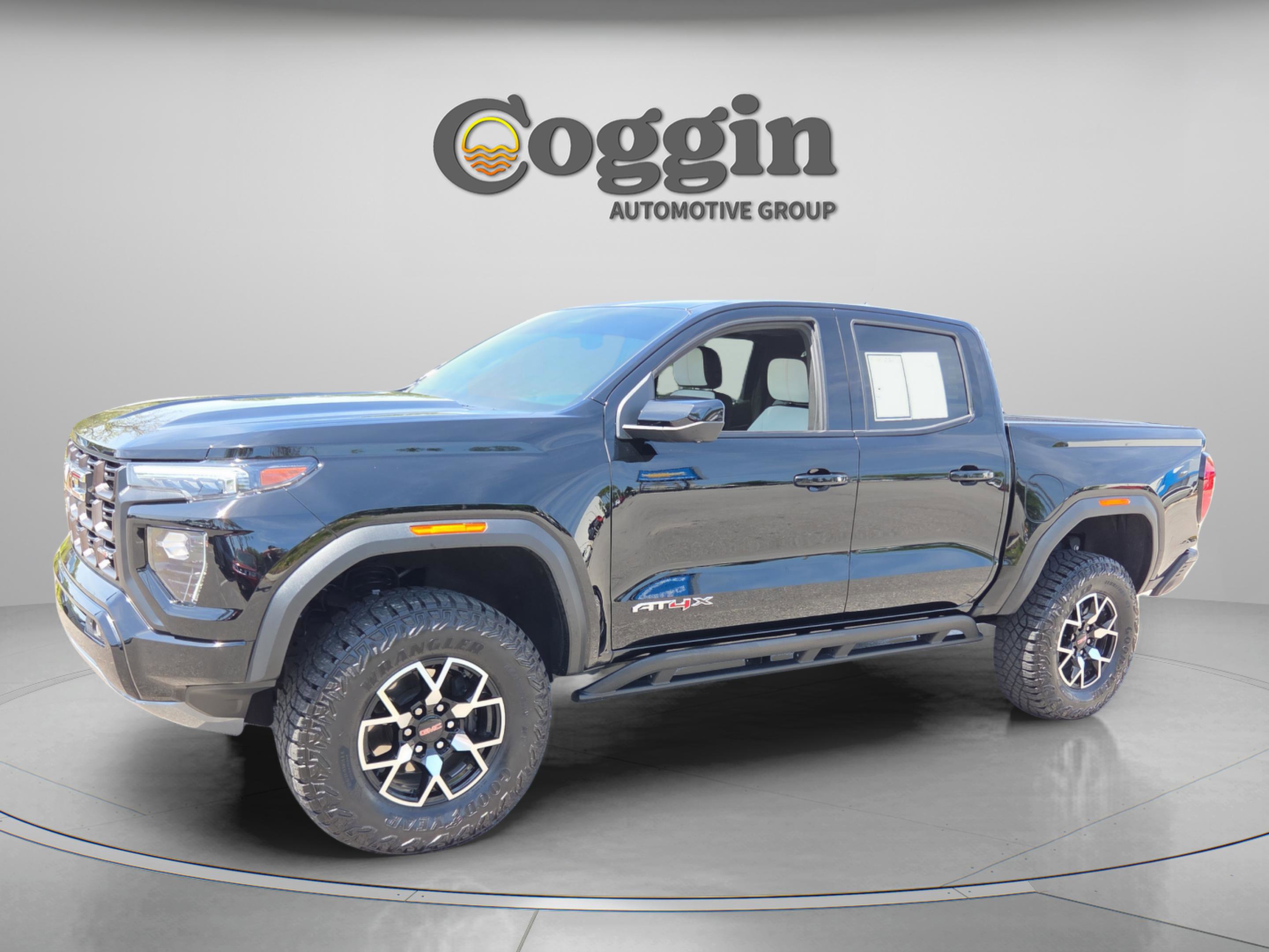 Used 2024 GMC Canyon AT4X AWD/4WD image 1