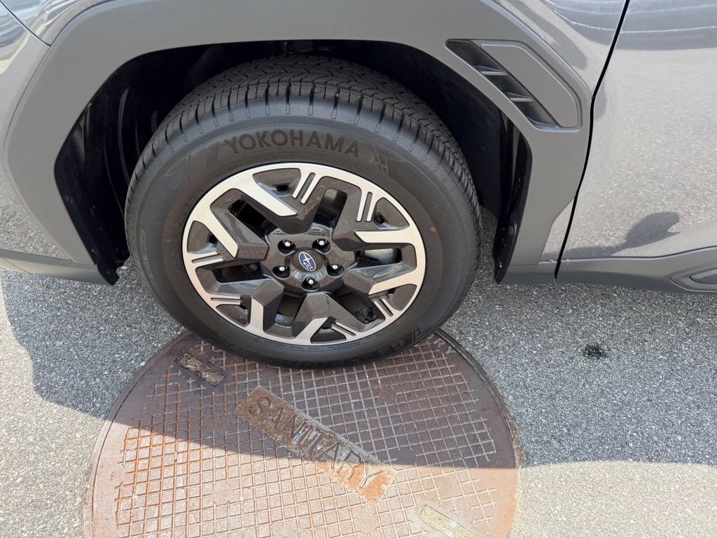 Used 2026 Subaru Forester AWD/4WD image 9