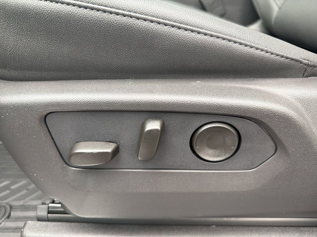 New 2026 Chevrolet Silverado 1500 LTZ w/ LTZ Premium Package image 20