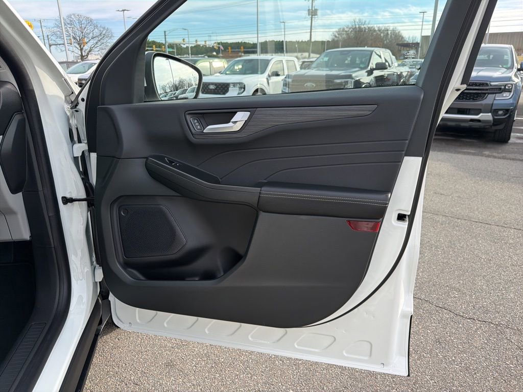 New 2026 Ford Escape Platinum w/ Equipment Group 601A image 22
