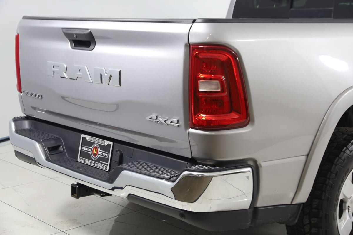 Used 2025 RAM 1500 Big Horn AWD/4WD image 31